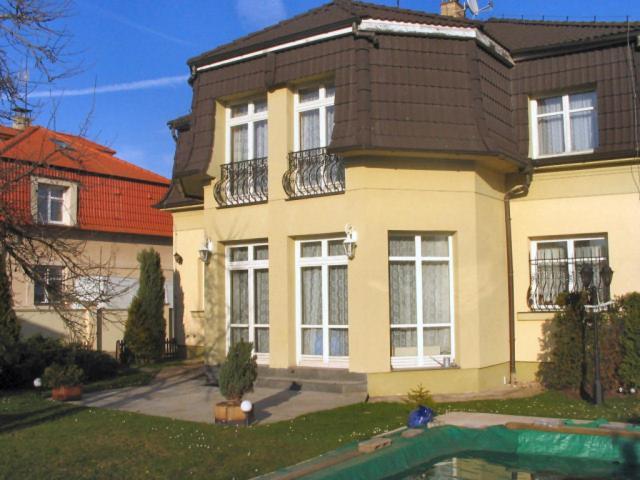 Villa Olivia Prag Exterior foto